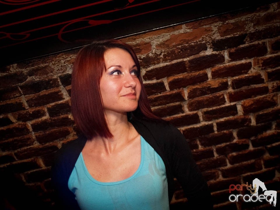 Friday Night Fever în Club Escape, 