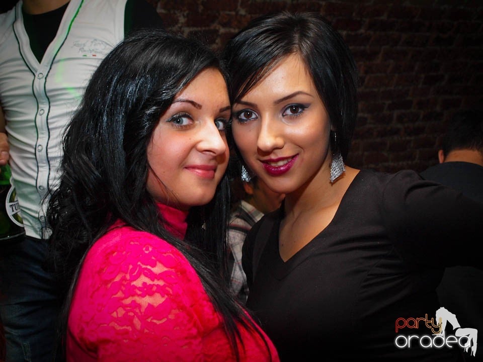 Friday Night Fever în Club Escape, 