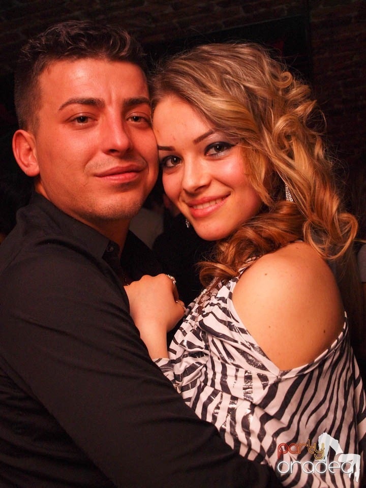 Friday Night Fever în Club Escape, 