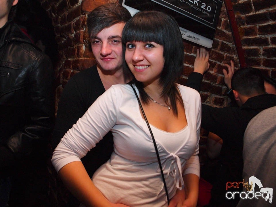 Friday Night Fever în Club Escape, 