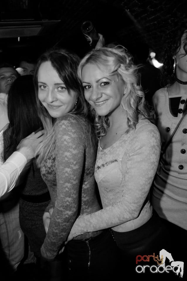Friday Night Party 2 @ Escape,