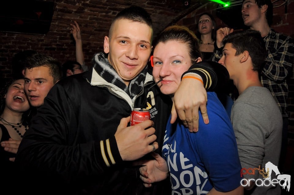 Friday Night Party 2 @ Escape,