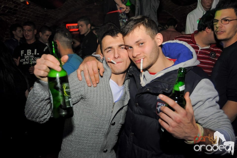 Friday Night Party 2 @ Escape,