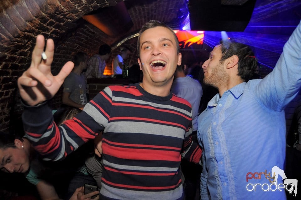 Friday Night Party 2 @ Escape, 