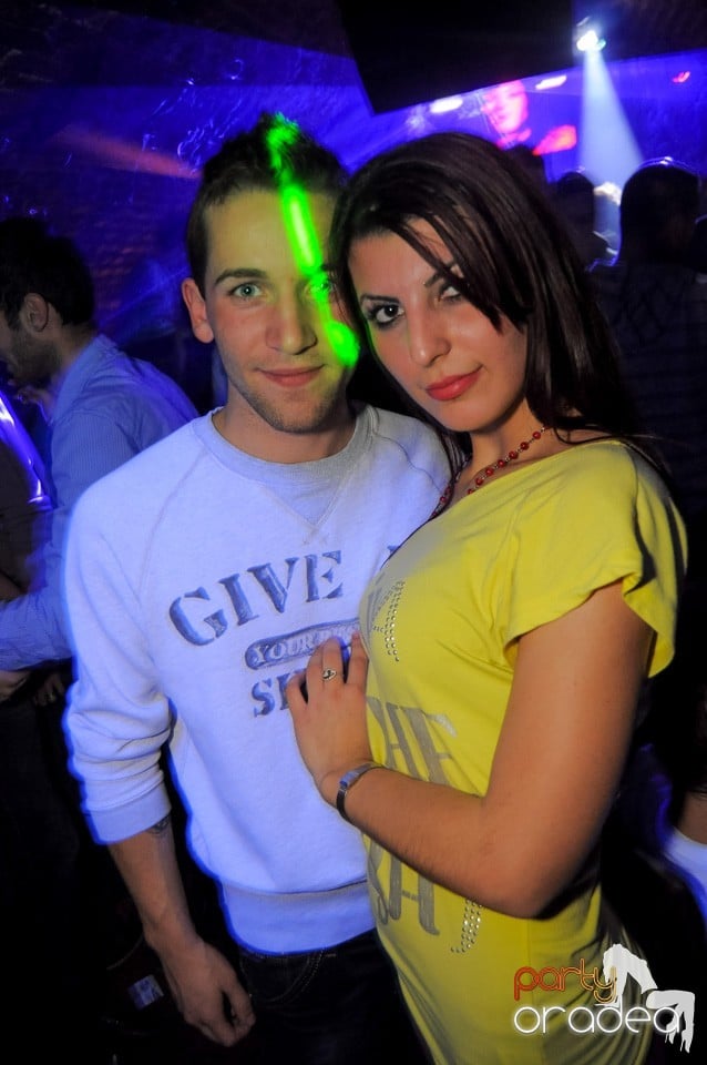 Friday Night Party 2 @ Escape,