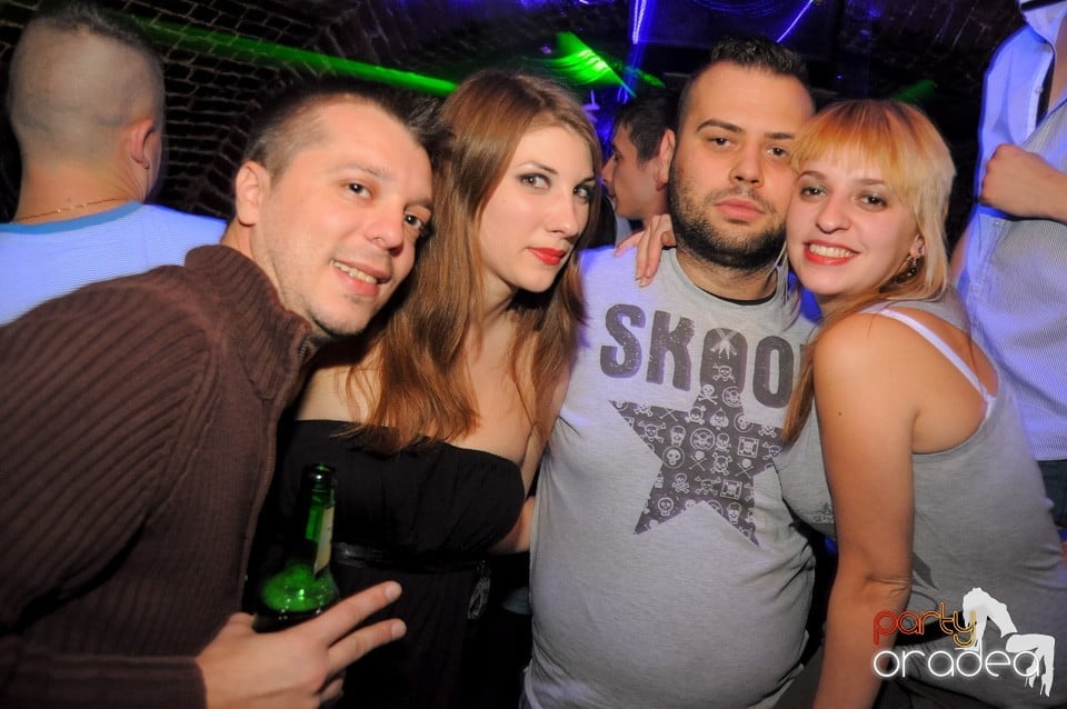 Friday Night Party 2 @ Escape,