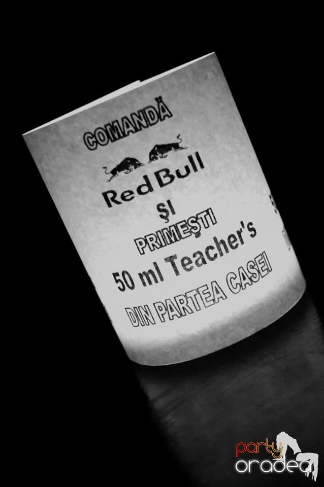 Friday Night Party 2 @ Escape, 