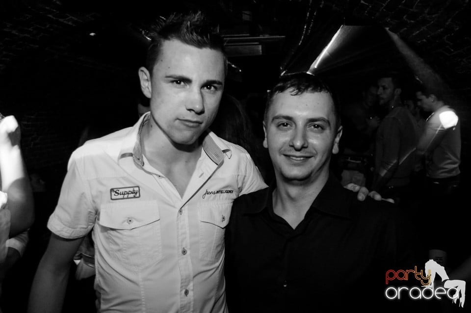 Friday Night Party 2 @ Escape,