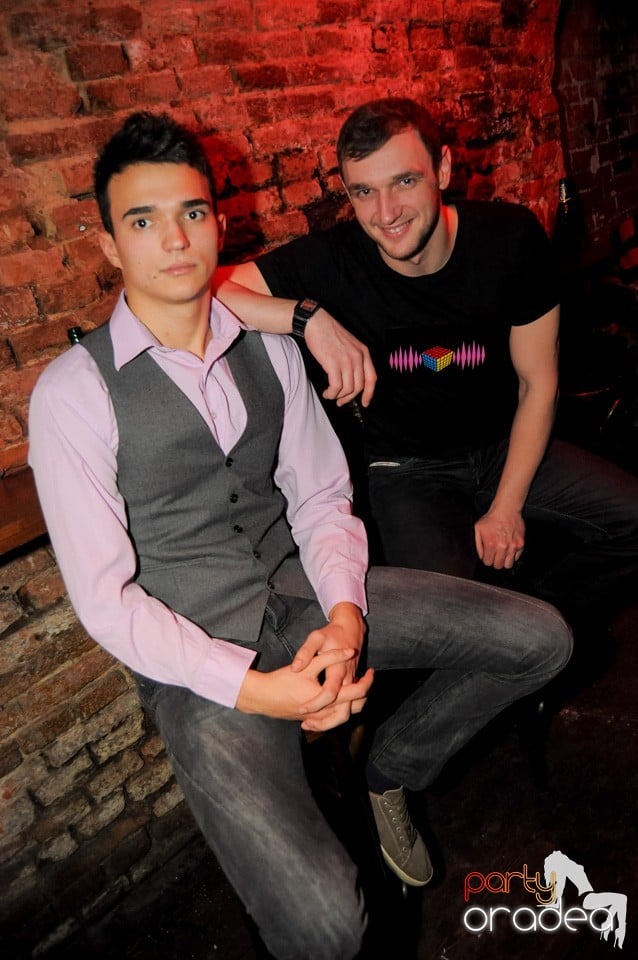 Friday Night Party 2 @ Escape,