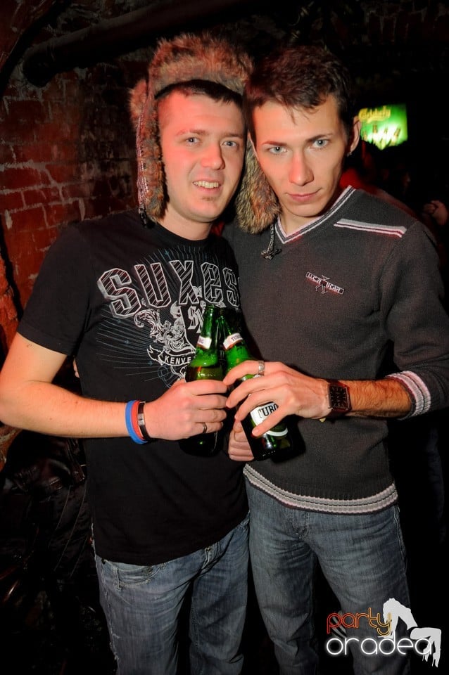 Friday Night Party 2 @ Escape,