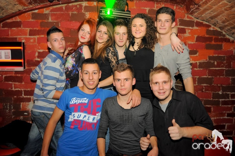 Friday Night Party 2 @ Escape,