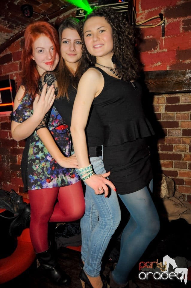 Friday Night Party 2 @ Escape,