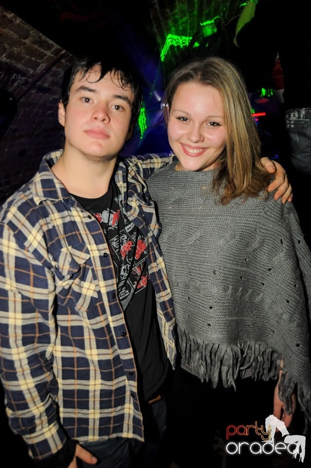 Friday Night Party 2 @ Escape, 