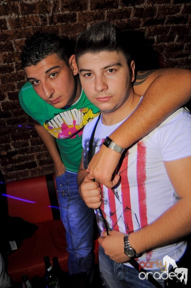 Friday Night Party 2 @ Escape,