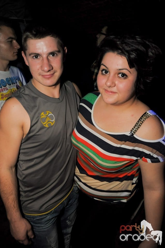 Friday Night Party 2 @ Escape,