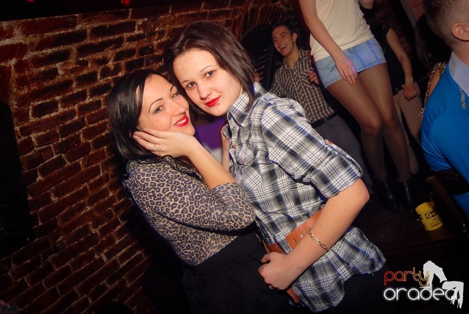 Friday Night Party @ Escape Club, 