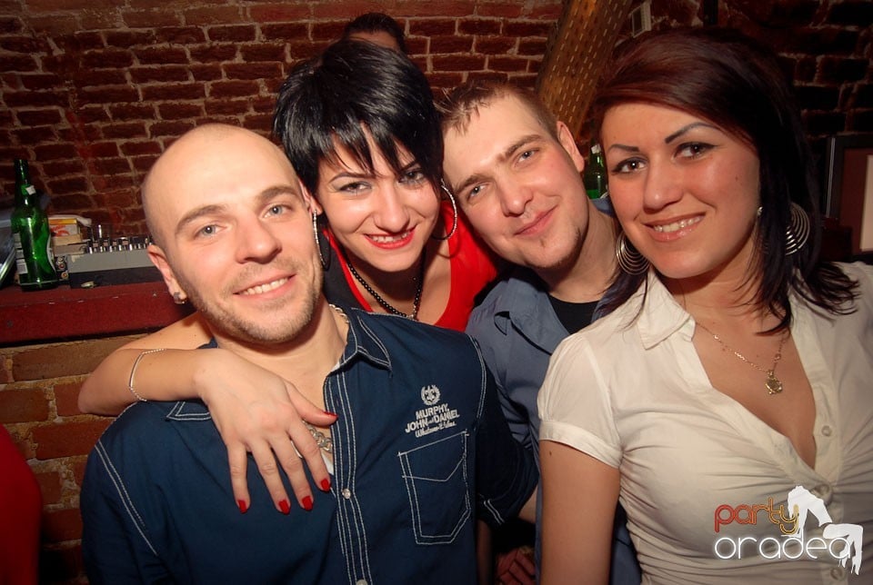 Friday Night Party @ Escape Club, 