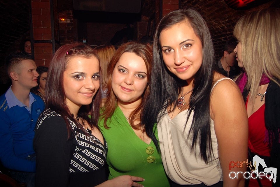 Friday Night Party @ Escape Club, 