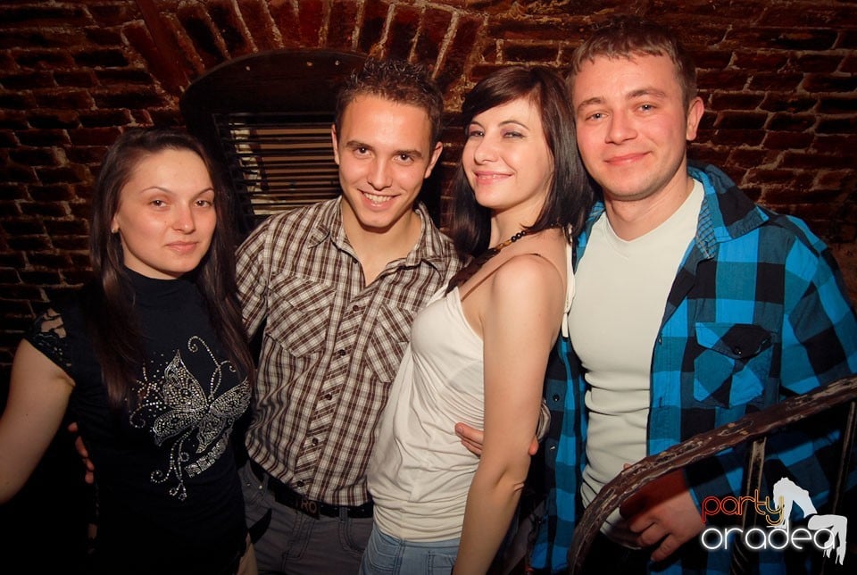 Friday Night Party @ Escape Club, 