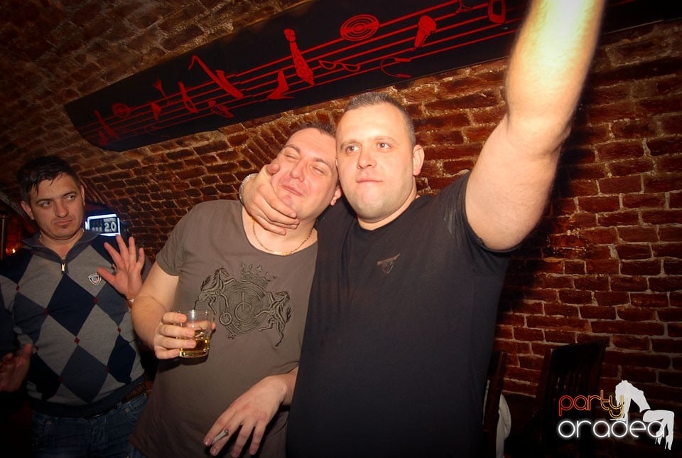 Friday Night Party @ Escape Club, 