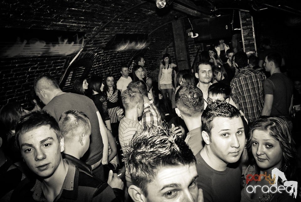 Friday Night Party @ Escape Club, 