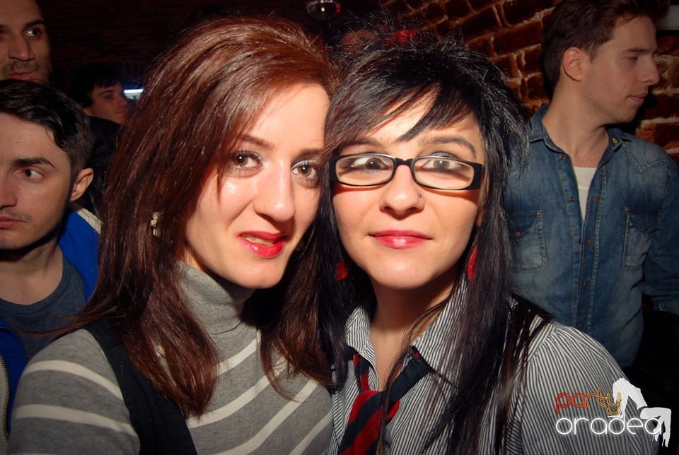 Friday Night Party @ Escape Club, 