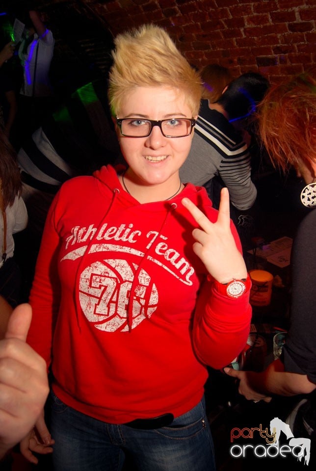 Friday Night Party @ Escape Club, 