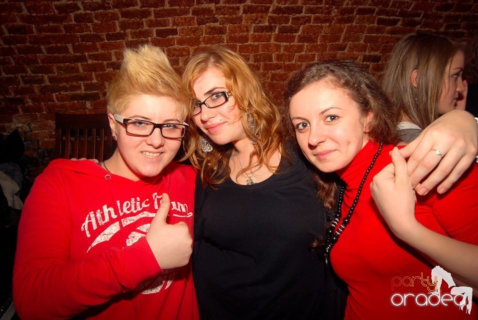 Friday Night Party @ Escape Club, 