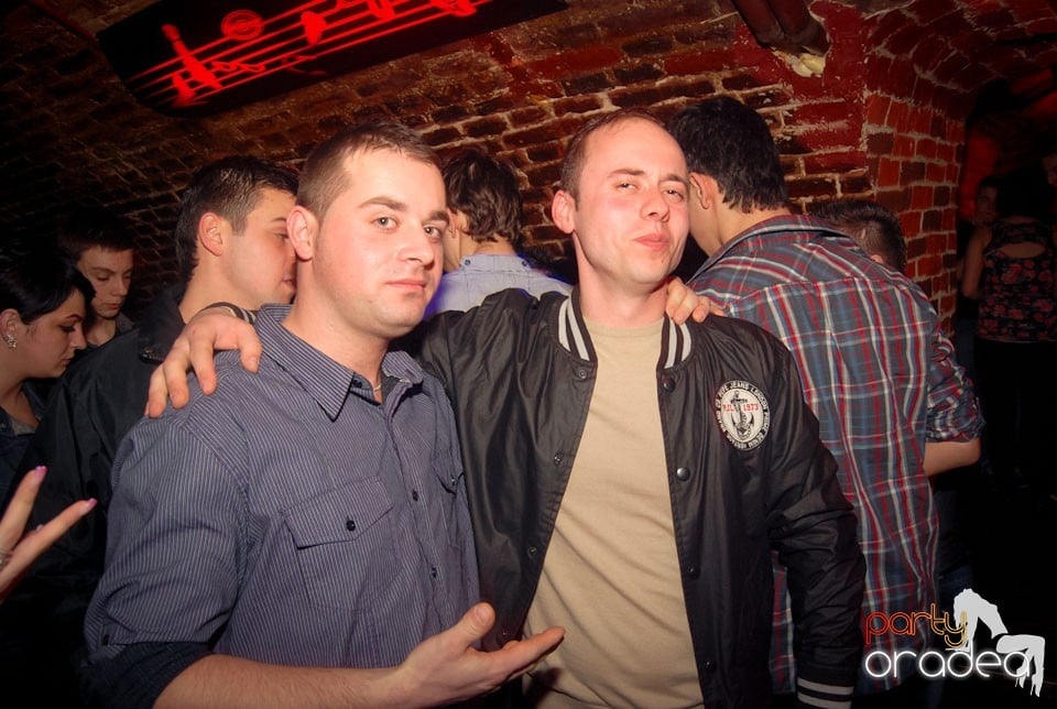 Friday Night Party @ Escape Club, 