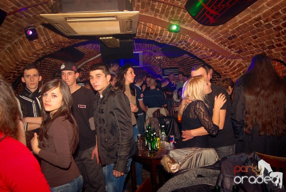 Friday Night Party @ Escape Club, 