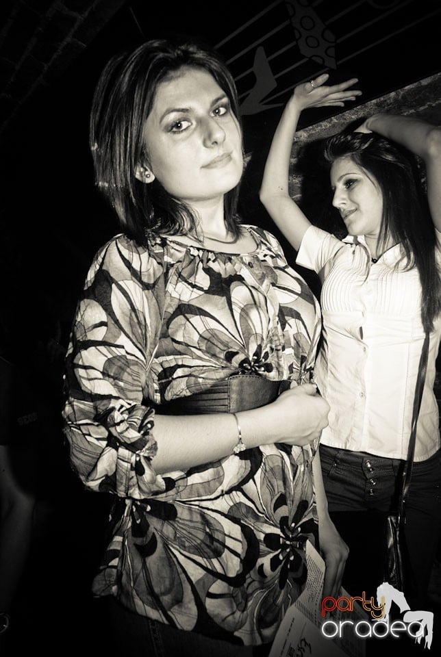 Friday Night Party @ Escape Club, 