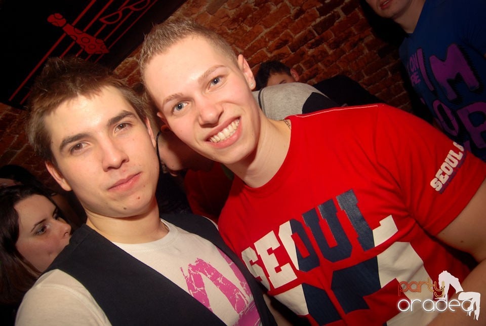 Friday Night Party @ Escape Club, 