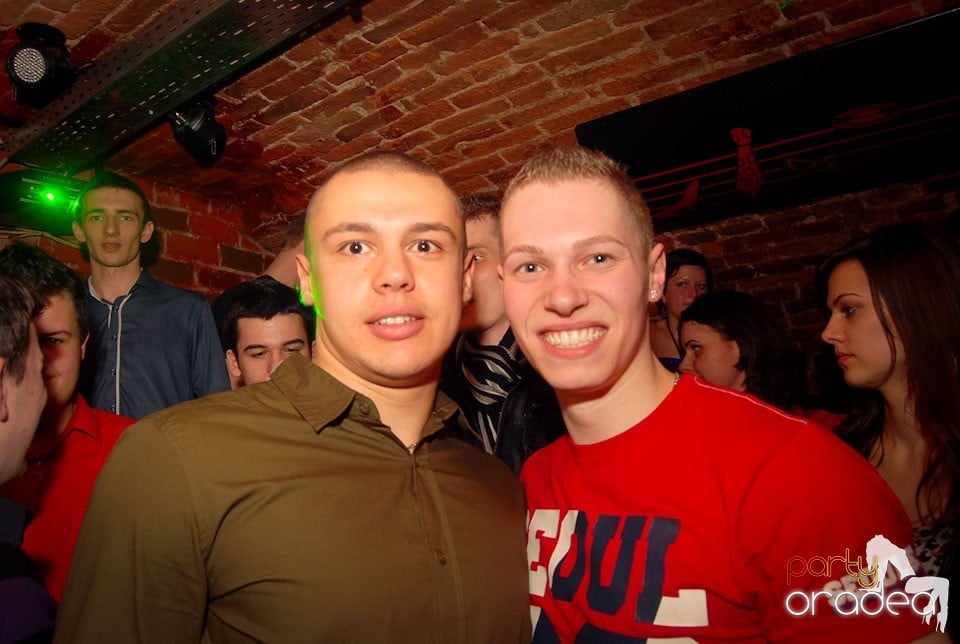 Friday Night Party @ Escape Club, 