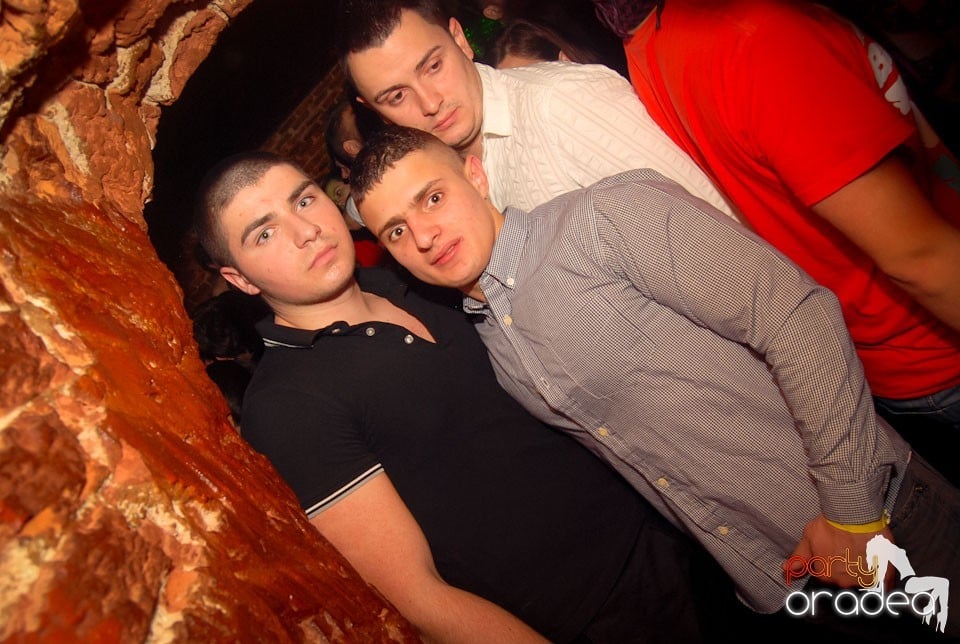 Friday Night Party @ Escape Club, 