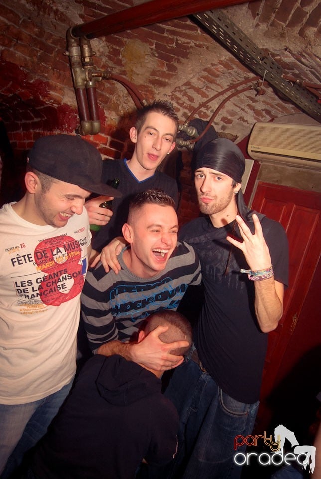 Friday Night Party @ Escape Club, 