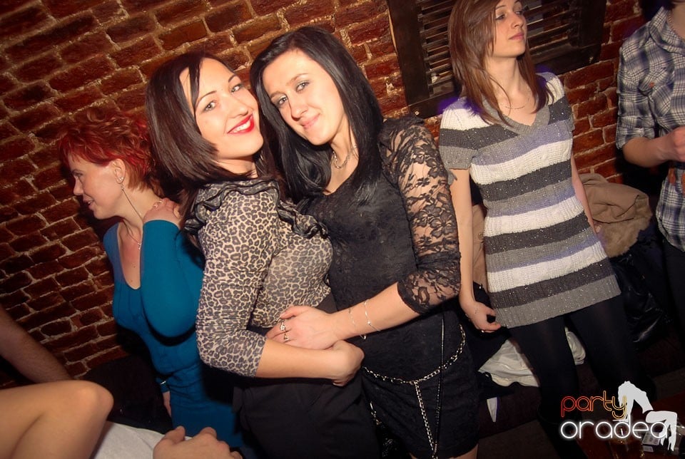 Friday Night Party @ Escape Club, 