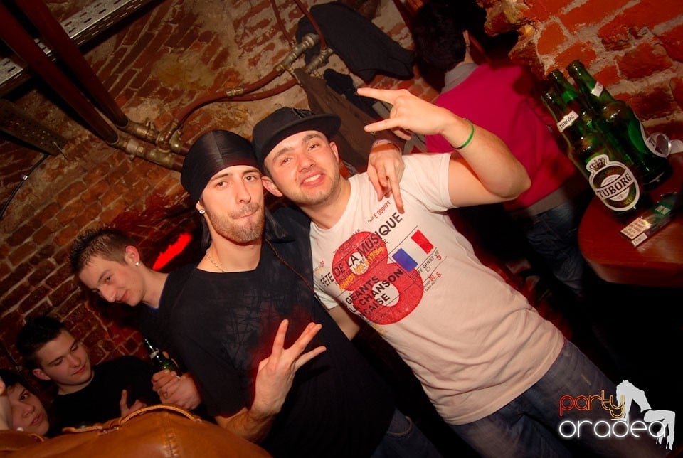 Friday Night Party @ Escape Club, 