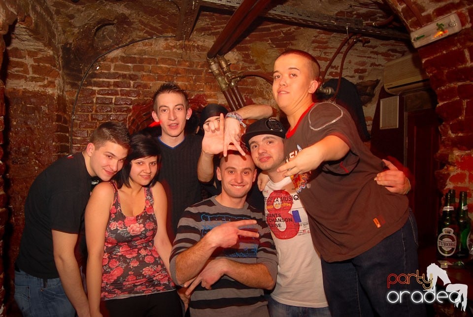 Friday Night Party @ Escape Club, 