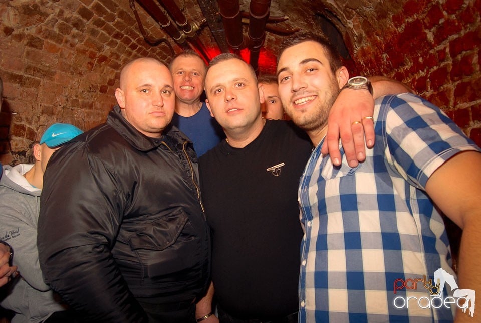 Friday Night Party @ Escape Club, 