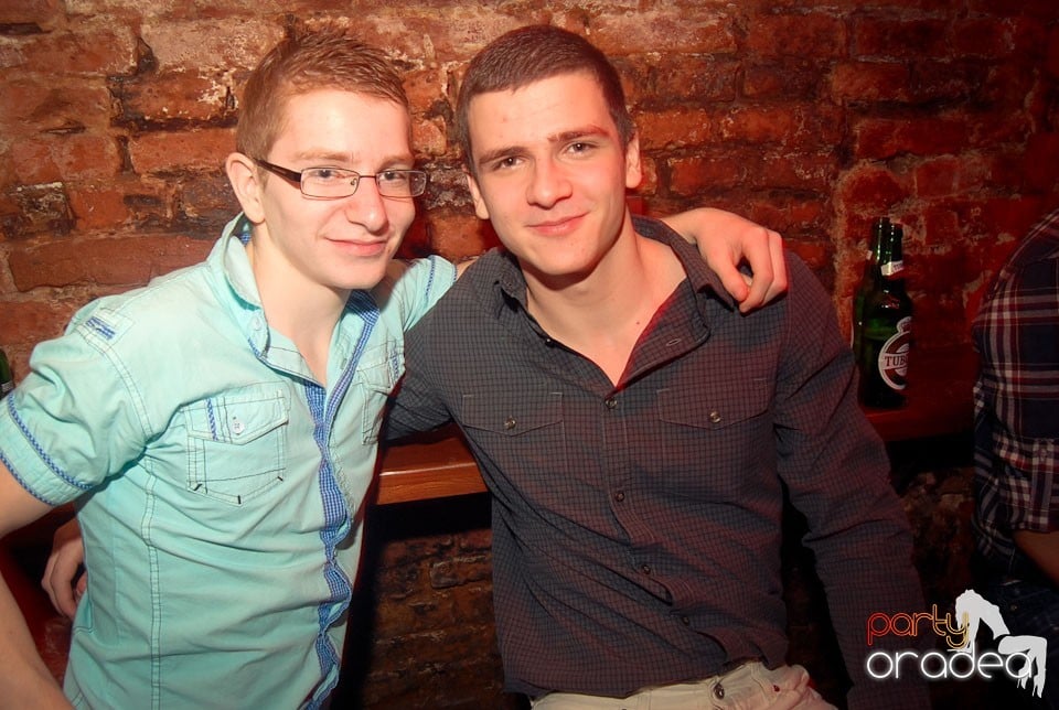 Friday Night Party @ Escape Club, 