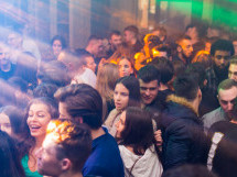 Friday Night Party @ Steam Bar