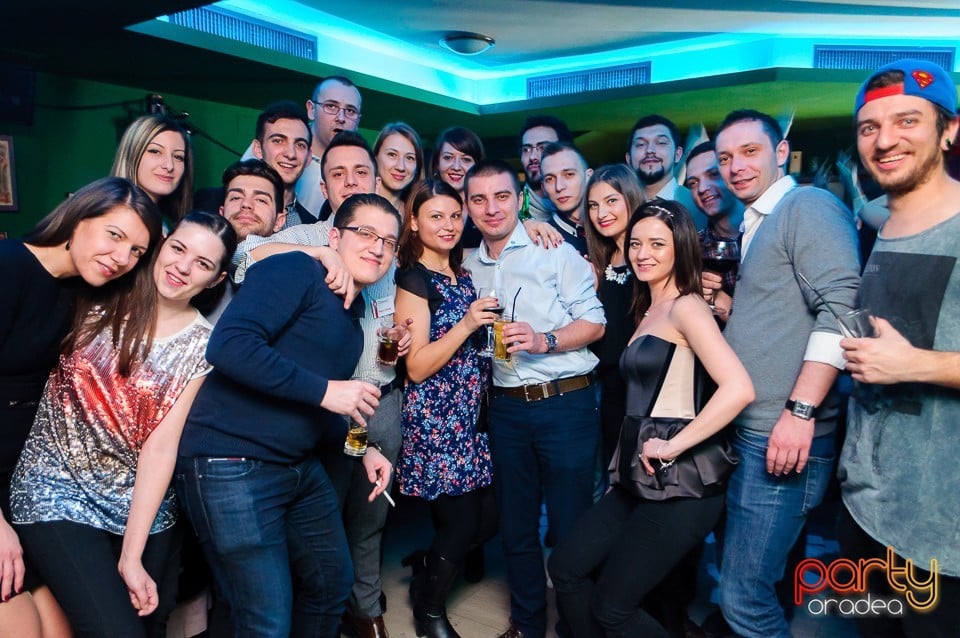 Friday Night Party, Green Pub