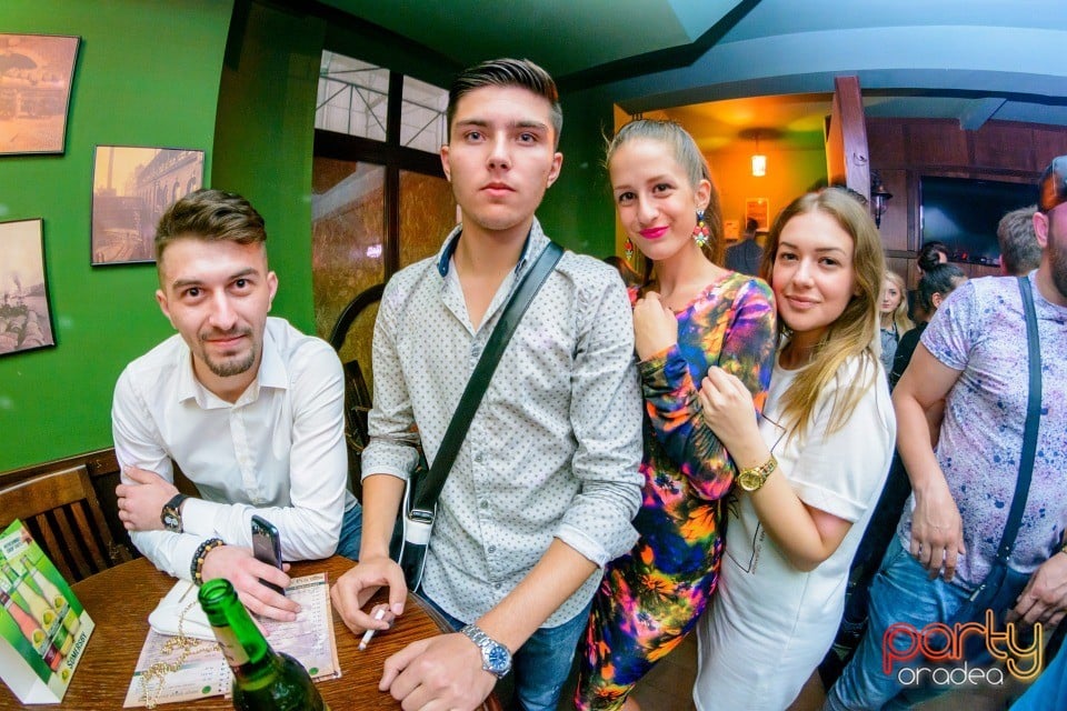 Friday Night Party, Green Pub