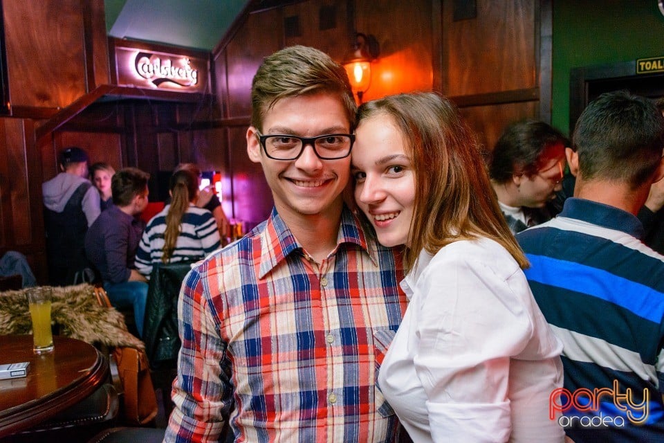 Friday Night Party, Green Pub