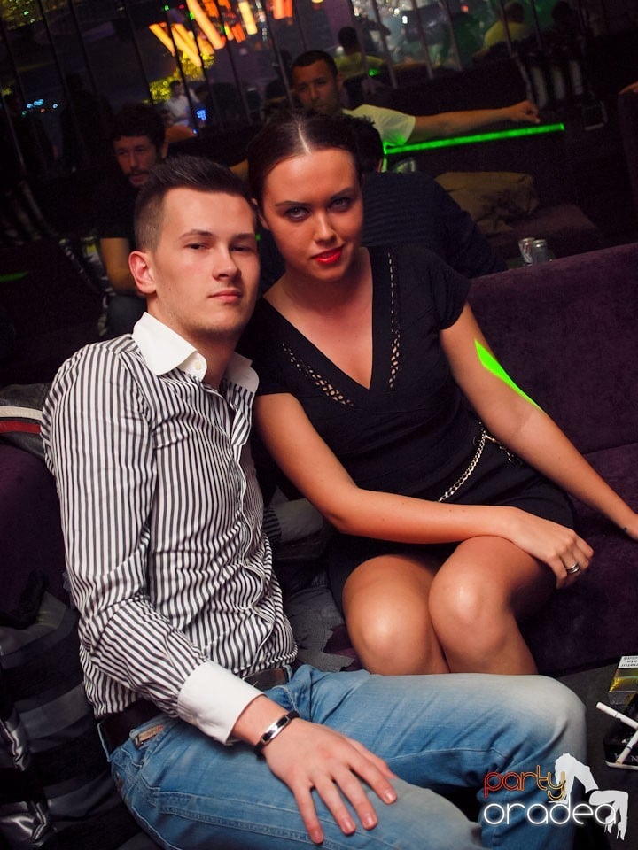 Friday Night Session #2 în The One, 