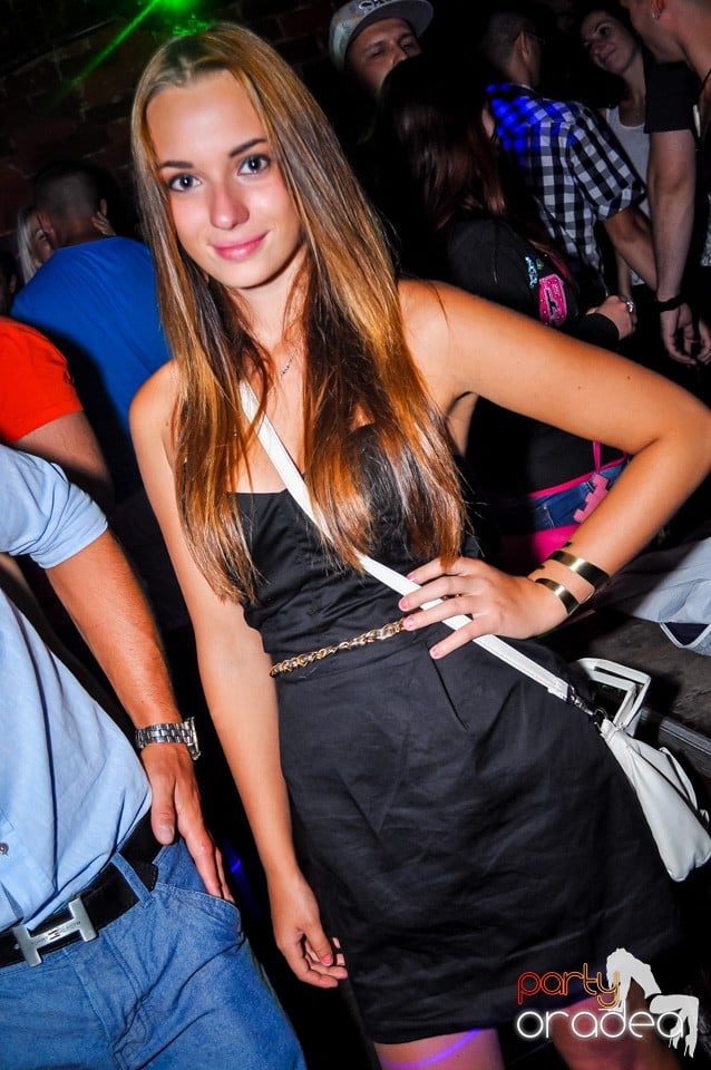 Friday night clubbing, 