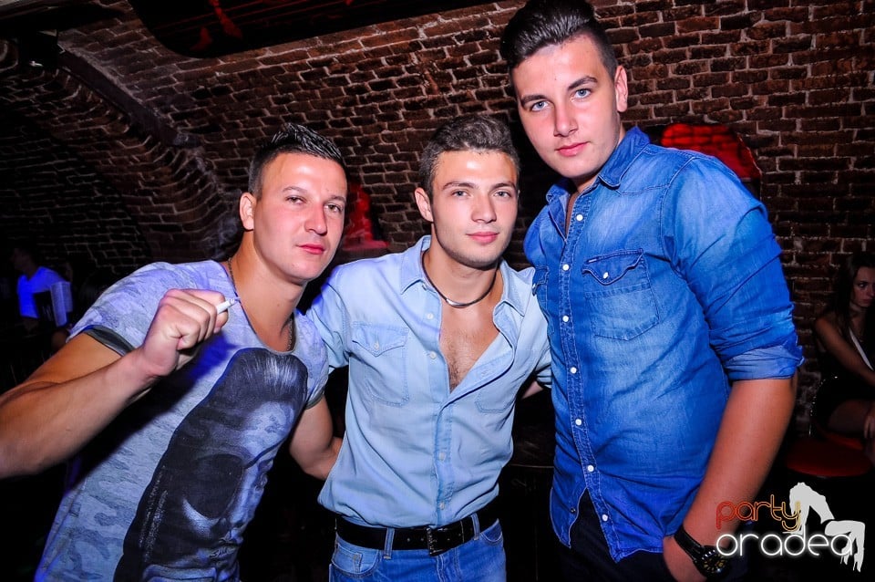 Friday night clubbing, 