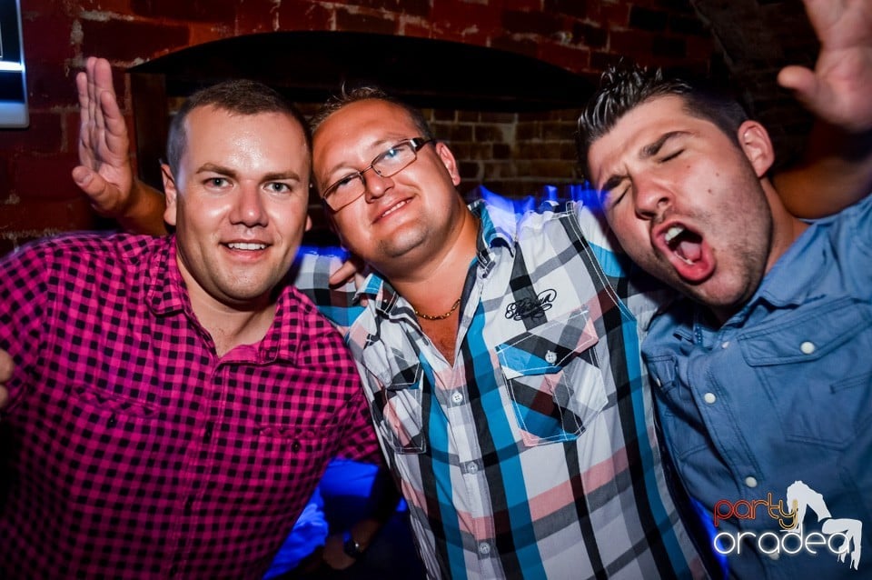 Friday night clubbing, 