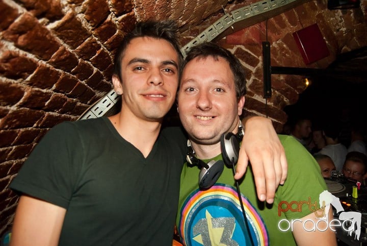 Friday Party @ Escape, 