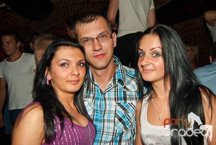 Friday Party @ Escape, 